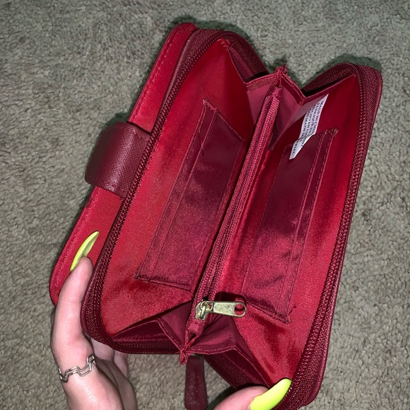 📍📍Burgundy wallet📍📍 - Picture 2 of 2